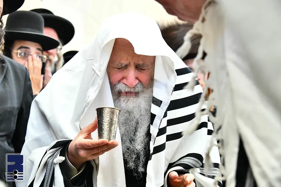האד' מאמשינוב אויסגעפאסט היינט פארטאגס נאך גאנצע 56 שעה פונעם תענית יום הכיפורים