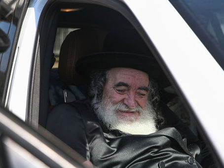 תפלות ישראל עשתה רושם: האד' מוויזניץ באפרייט פון שפיטאל צום אכסניא אין לאס אנדזשעלעס
