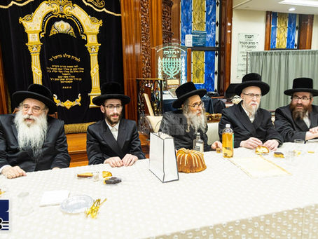 שמחת הווארט בחצרות סקווירא - בארניב - וויעליפאלי - סטריזוב
