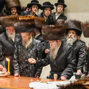 ווידיאו • נעילת החג מוצאי יום טוב שבועות בחצר הקודש פשעווארסק
