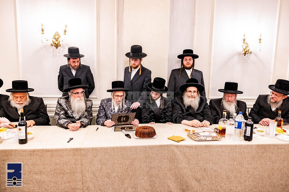 שיינער שידוך געשלאסן אין הויפן פון קאסאן - ספינקא - פארשעי