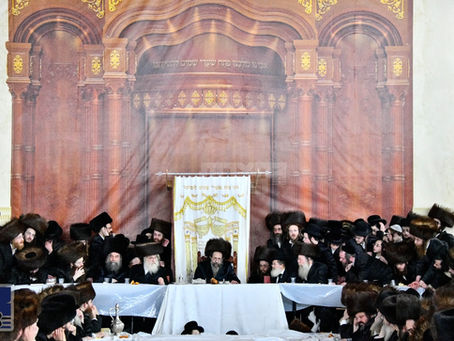 מאסן תושבי בני ברק מיטגעהאלטן געהויבענער שבת מיט כ"ק אדמו"ר מתולדות יהודה שליט"א