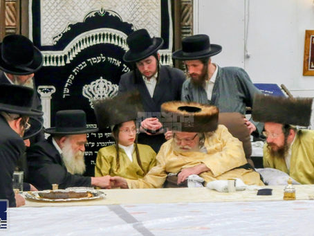 שמחת הבר מצוה בחצרות תולדות אברהם יצחק - מאקאווא פארגעקומען אין הר יונה