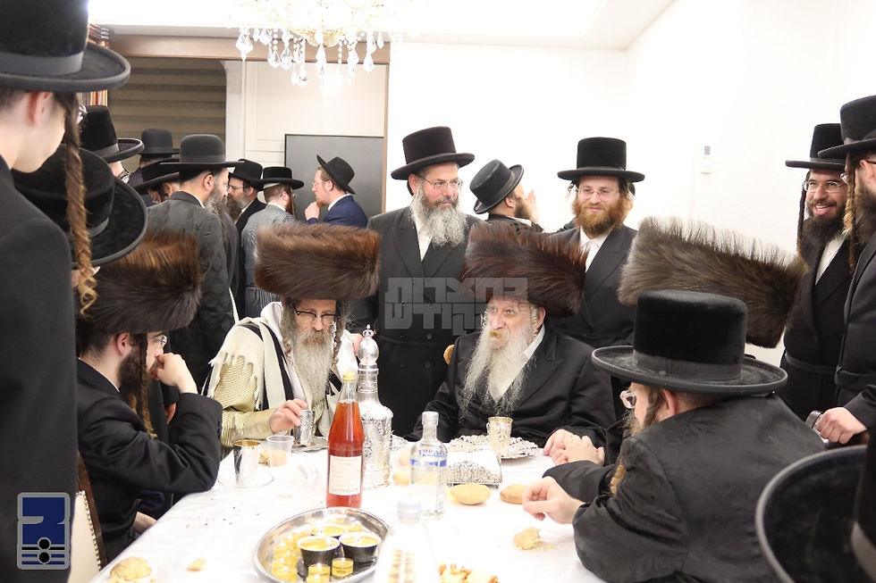 שמחת הברית פון אייניקל ביי האד' מטשארנאביל און המשפיע הרה"צ רבי נחמן בידערמאן שליט"א מלעלוב