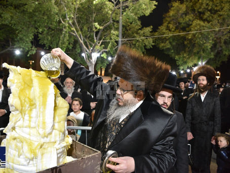 ל"ג בעומר בחצר הקודש באסטאן ביתר | בילדער גאלעריע