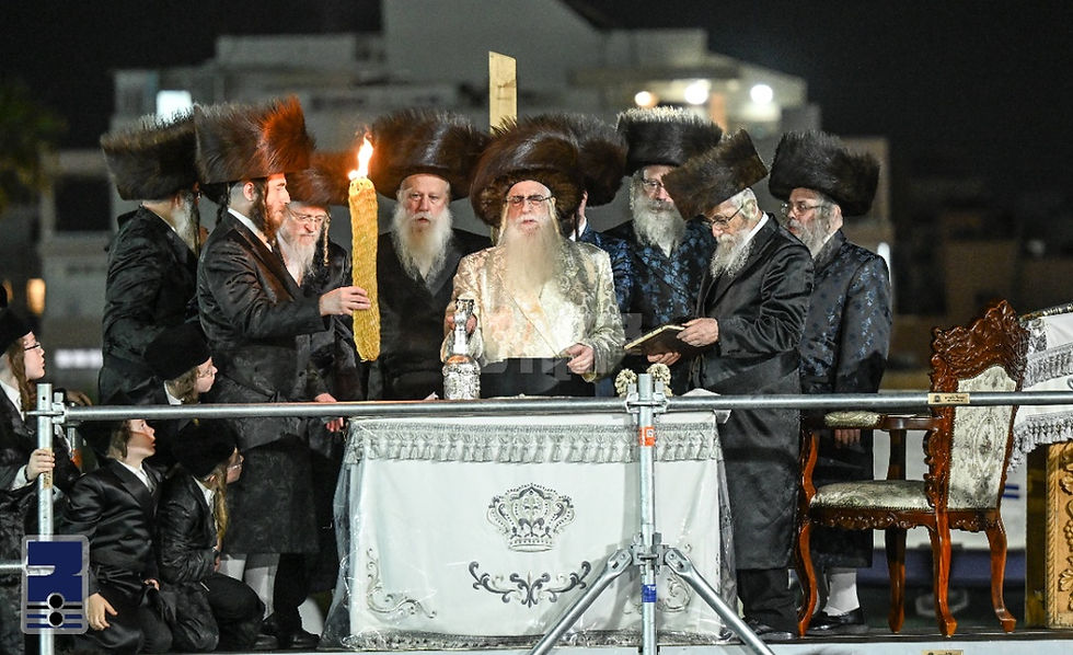 מִקְרָא קֹדֶשׁ • יום טוב שבועות קבלת התורה בחצר הקודש צאנז