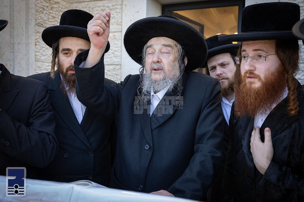 ווידיאו • שבת מרומם לנגידים און נסיעה למקומות הקדושים אין גליל בראשות הגה"צ רבי יעקב מאיר שעכטער שליט"א