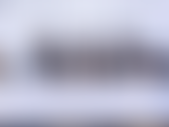 הערליכע מסיבת "חומש סעודה" אפגעראכטן אין תלמוד תורה פאפא - לינדען בראשות האד' מפאפא - נשיא המוסדות