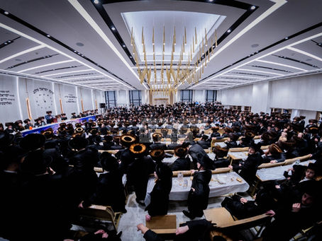 גייסטרייכער מעמד פתיחת שערים וחנוכת הבית פון נייעם פראכטפולער ביהמ"ד "ישראל שלום" אין קרית יואל