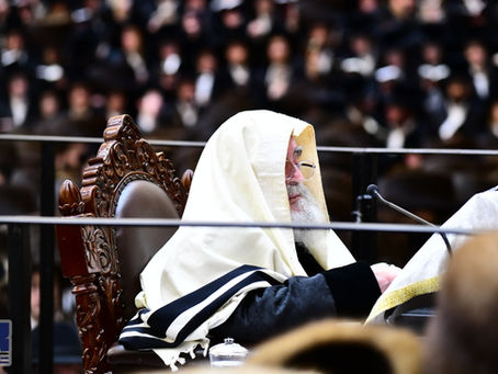 ווידיאו • סליחות ראשונות בחצר הקודש וויזניץ