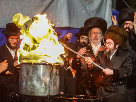 טויזנטער ערווארטעט ביי ערשטמאליגע מעמד ההדלקה דורך האד' מסקולען י-ם ביי ריזיגן "מתחם ההילולא" אין מירון