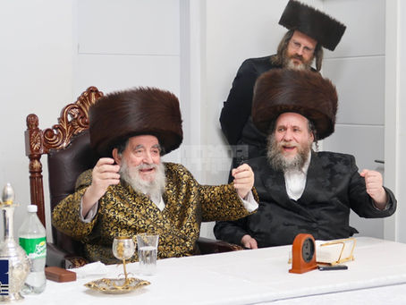 פייערליכע שמחת הפארשפיל אין מושב אורה לקראת חתונה הגדולה בחצר הקודש וויזניץ
