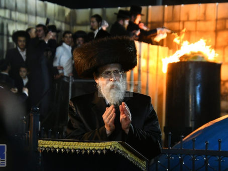 באש ובמים: מעמד ההדלקה דורך האד' מבאיאן אין מירון אריבער מיט ספעציעלע התרוממות טראץ צוימונגען און שוועריגקייטן
