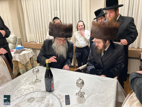 אנטווערפען: האד' מסאדיגורא באזוכט ביים מרא דאתרא גאב"ד אנטווערפען לכבוד החג