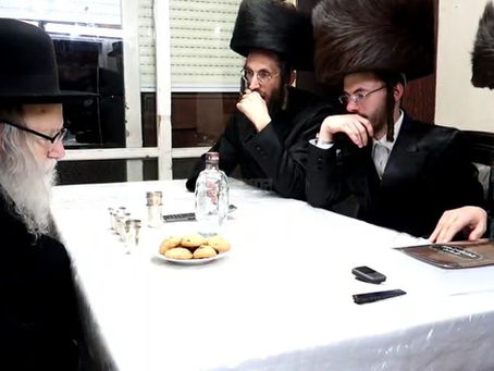 מסיבת לחיים במעון הקודש פון האד' מאמשינוב לרגל שמחת נישואי נכד האד' מפינסק קארלין | ווידיאו