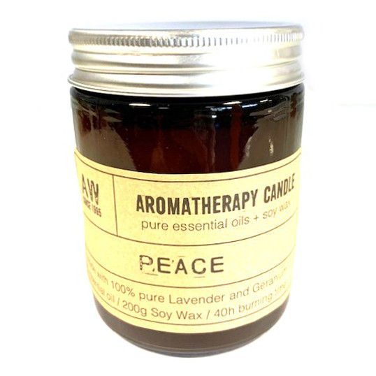 lavender and geranium aromatherapy candle