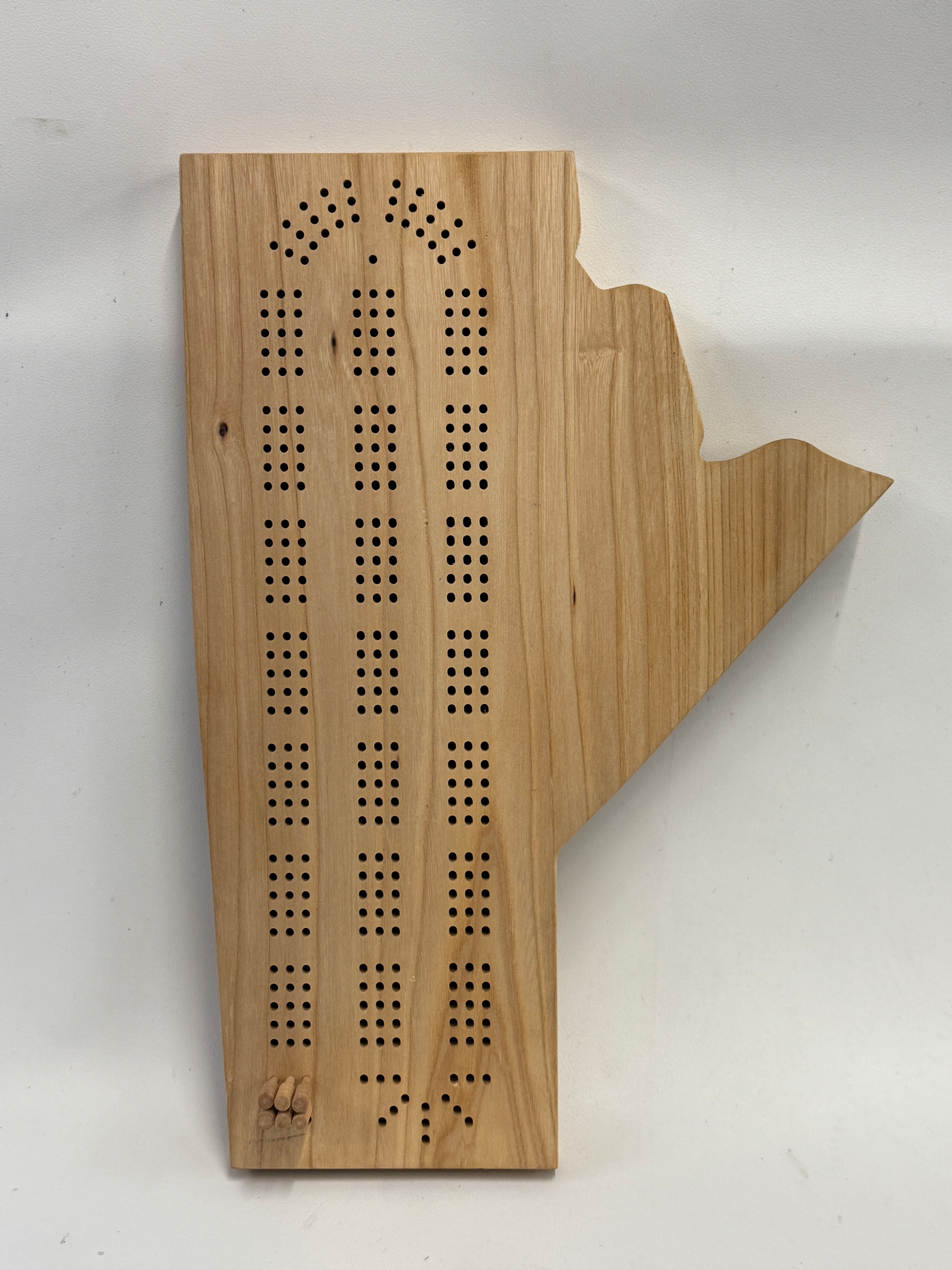 Manitoba Shaped Cribbage Board