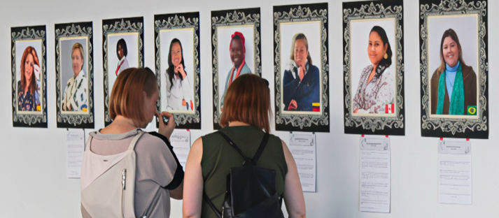 Exposición fotográfica: Ecos de Fortaleza de las mujeres migrantes