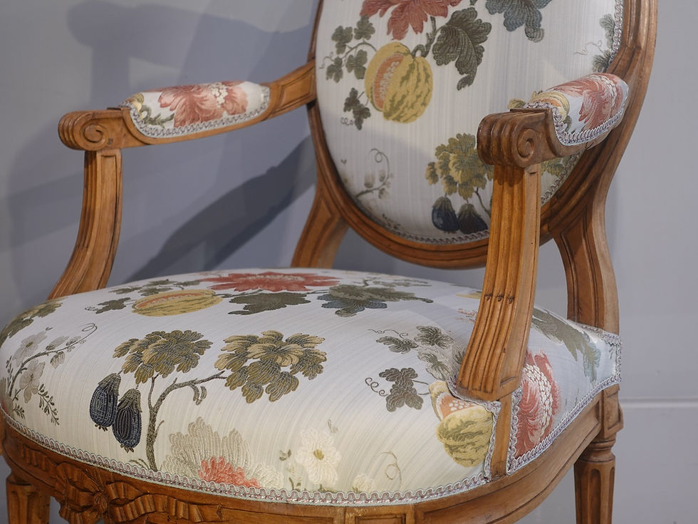 Miniature : Quatre fauteuils  F. Lapierre à Lyon - Époque  Louis XVI