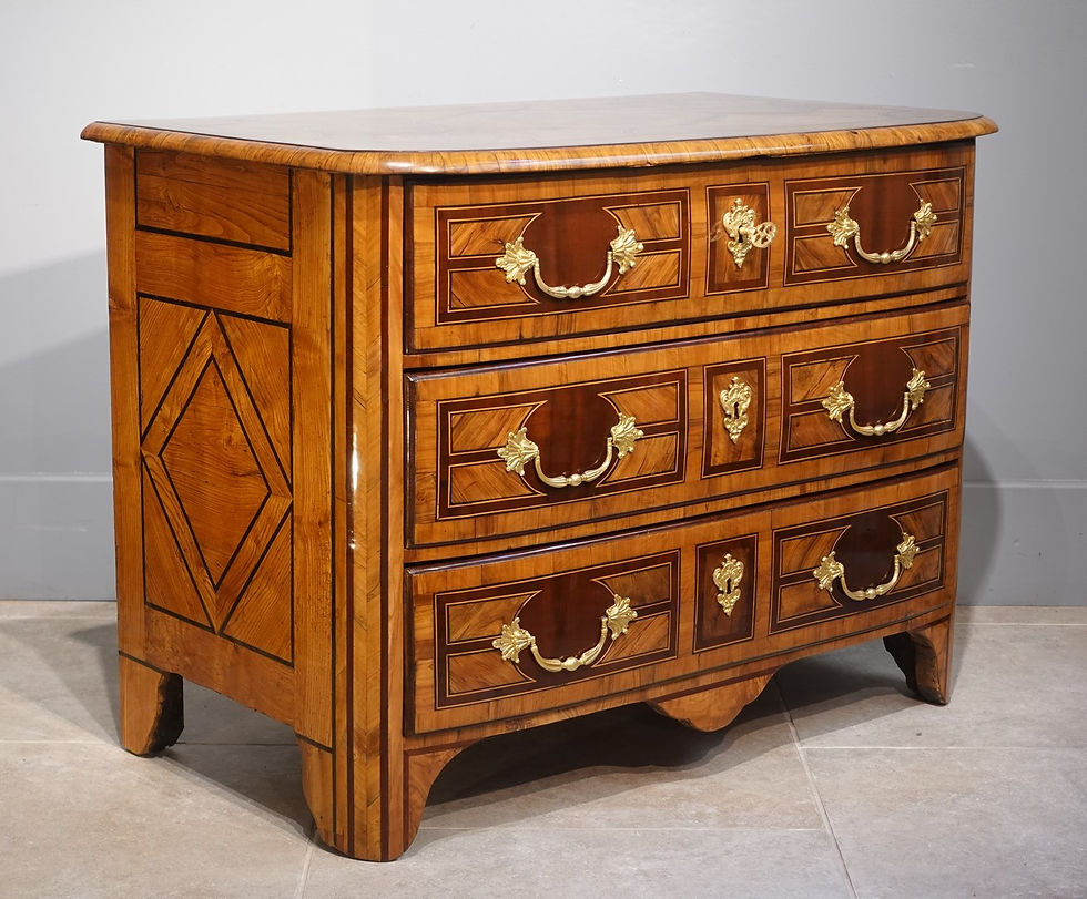 Miniature : Commode marquetée Louis XIV – Dauphiné – Époque début XVIII°