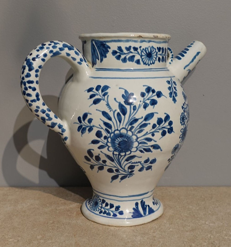 Miniature : Paire de chevrettes en faïence de Nevers – XVIII° siècle