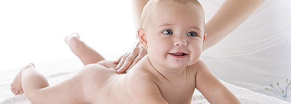 Petite Description Simplifiee Le Massage Bebe Enfant
