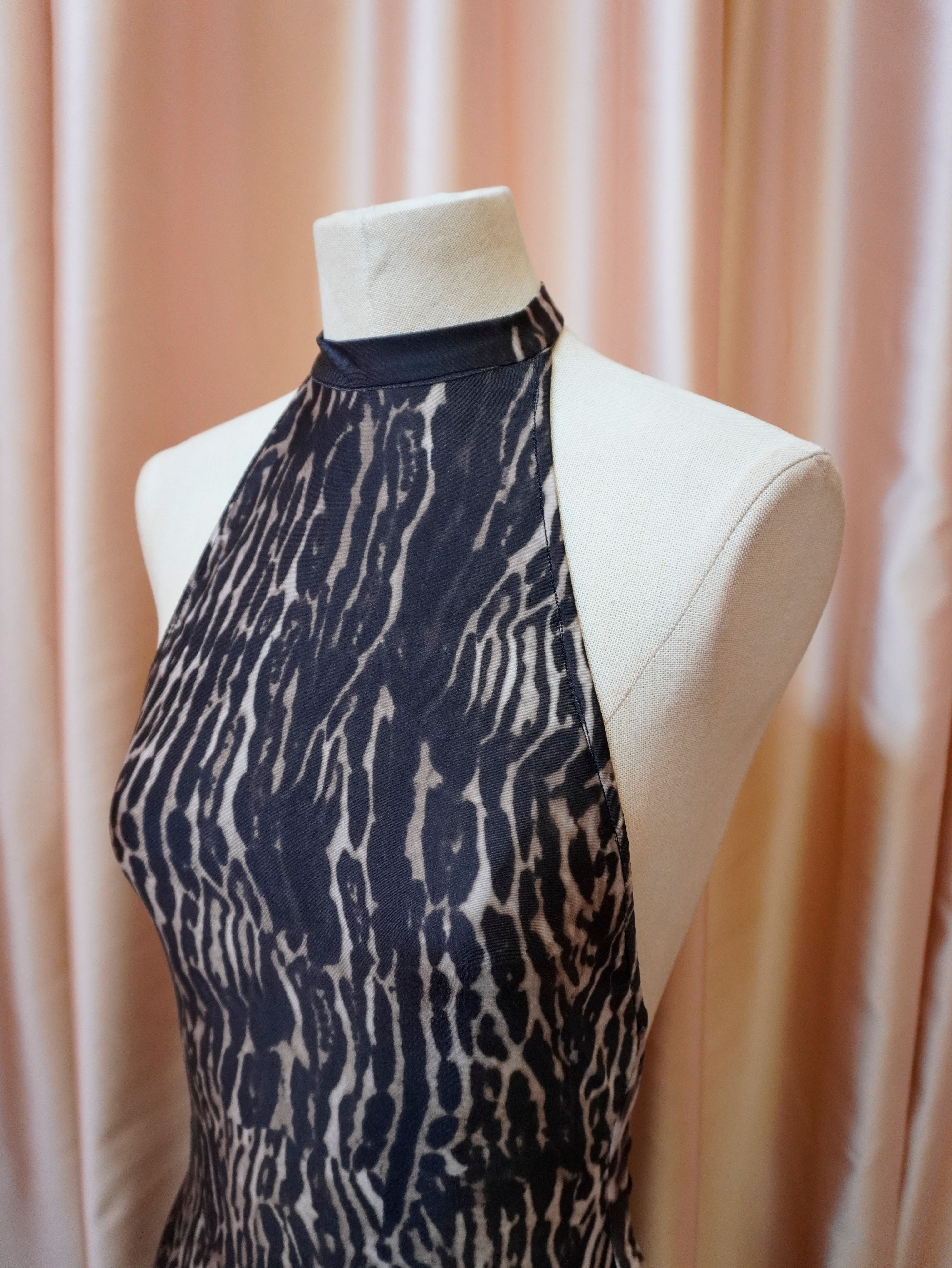 SAVAGE DRESS