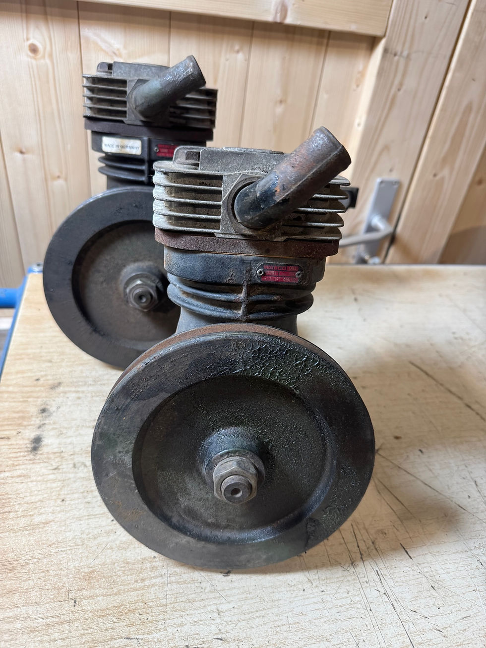 Miniaturbild: Luftpresser Wabco Zusatzluftpresser mit Riemenscheibe