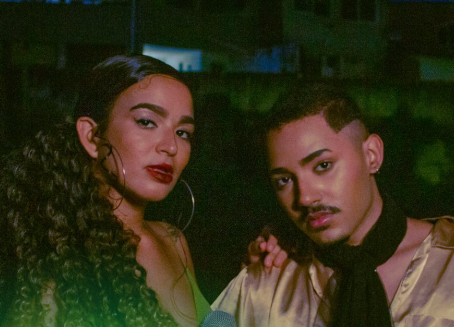 alek martis e heliê em samba em paris cover