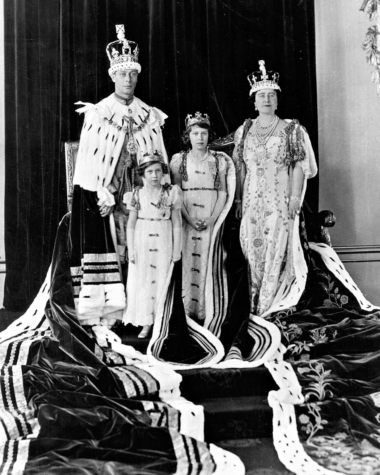 Coronation of King George VI and Queen Elizabeth, Royal Family