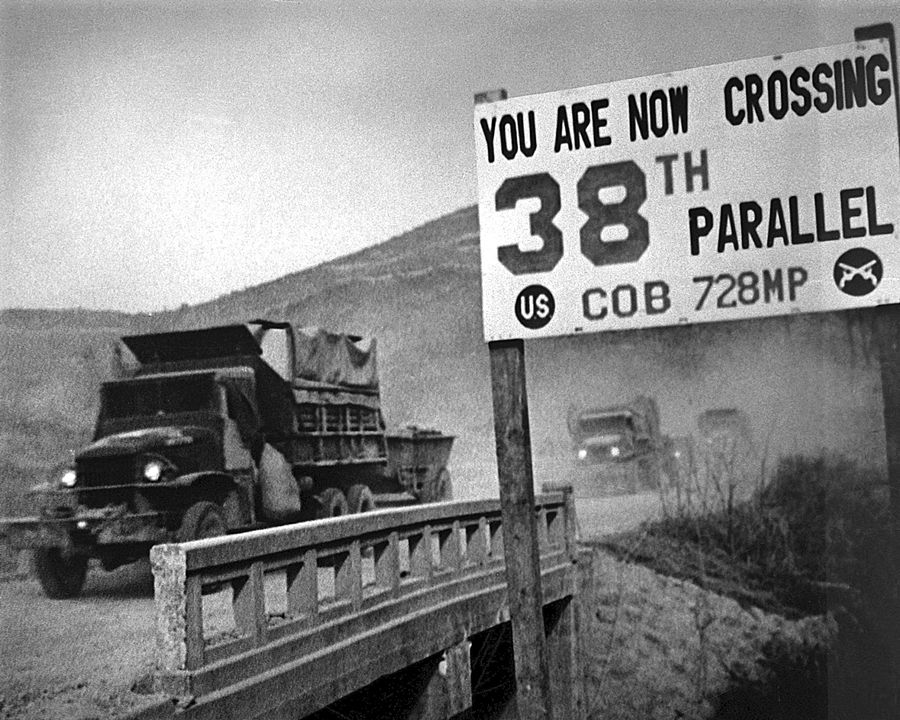 U.N. Forces Cross the 38th Parallel in Retreat, 1950