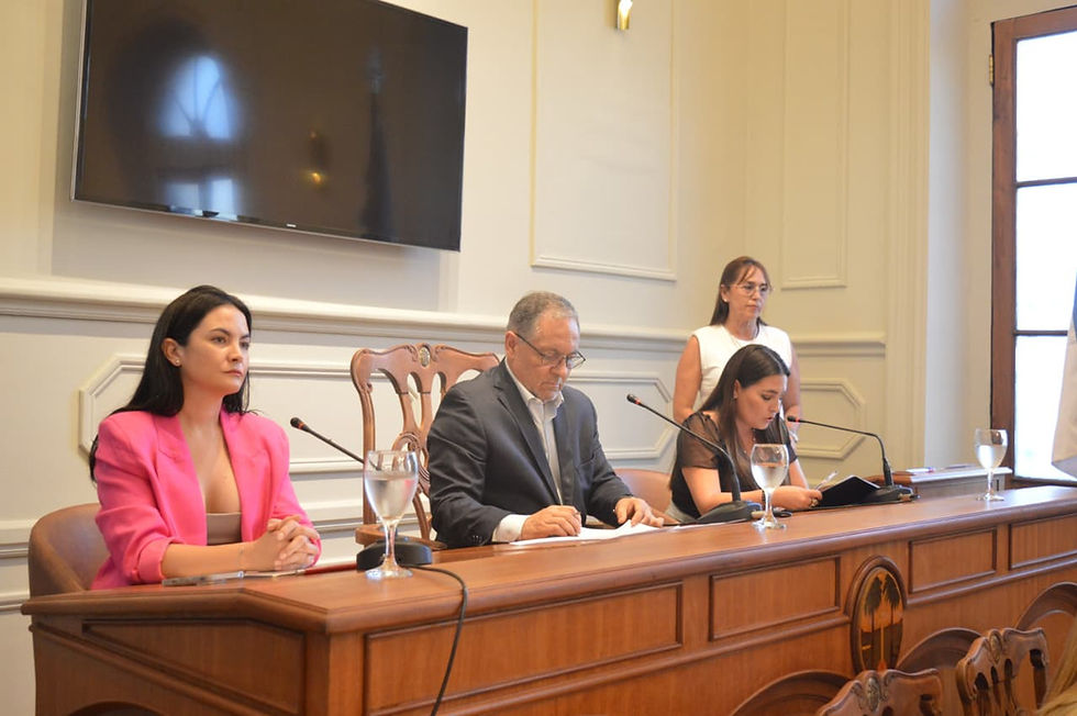 El Concejo capitalino aprobó la renuncia de Emilo Lanari para asumir como ministro de Salud Pública