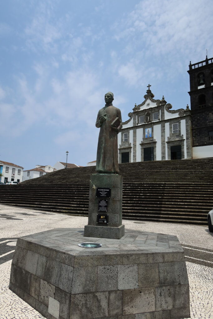 Statue of Father Gaspar Frutuoso