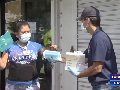 City of Miami Mayor Francis Suarez distributes NATEEN masks to Allapattah businesses