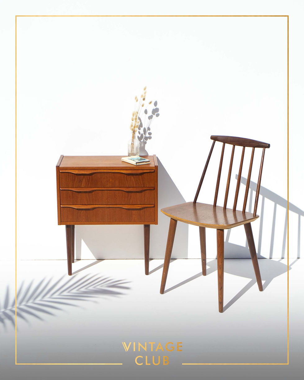 Thumbnail: Danish Mid-century petit chest of drawers / bedside cabinet in Teak, 1960s