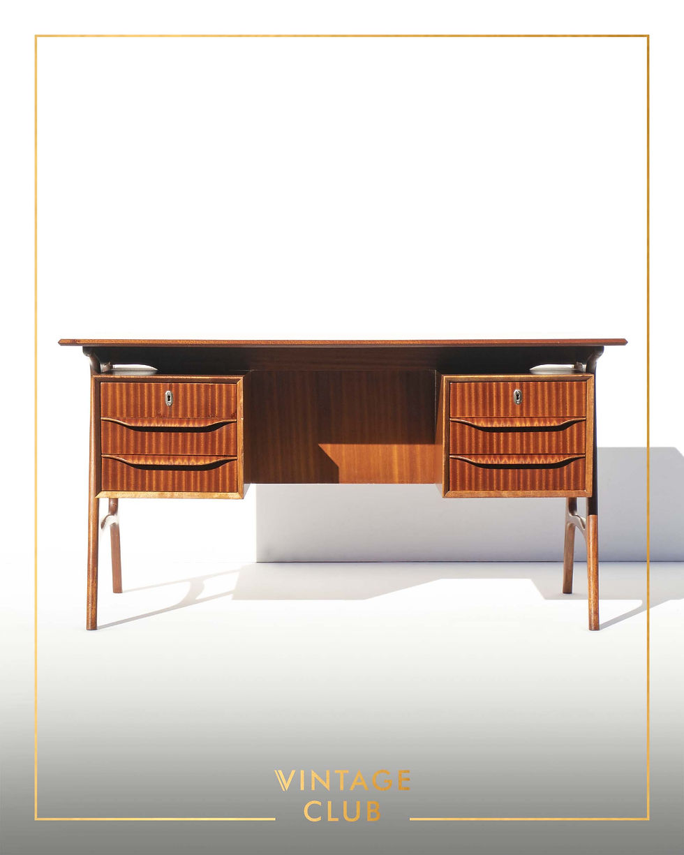 Thumbnail: Mid-century modernist desk by Duros