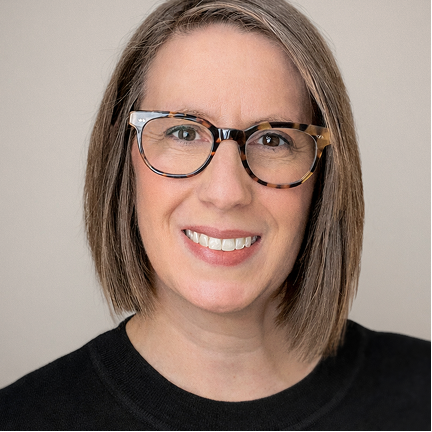 Portrait of Rachel Lindsey, LEED AP, architect at Jaffe Architecture, a Chicago-based firm specializing in high-end residential design, renovations, and custom homes.