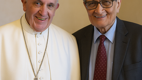 Amartya Sen y el Papa Francisco, dos voces esenciales que convergen en la defensa de la dignidad humana y el derecho universal a la alimentación.