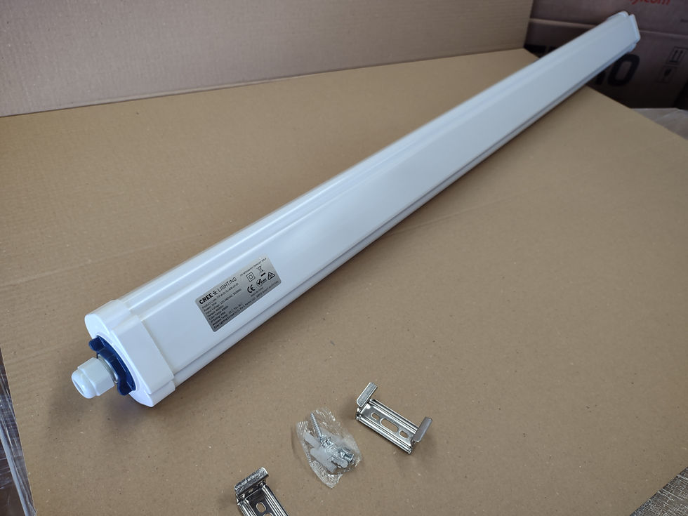Thumbnail: Venture Lighting 4ft Triproof IP66 36W LED Batten. 4000k Cool White.