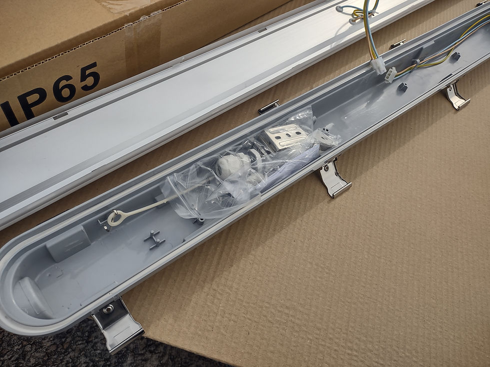 Thumbnail: Venture Lighting 4ft (1200mm) 16w Indoor/ Outdoor Batten Light.