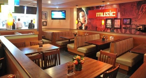 applebees-alphaville1-1.jpg