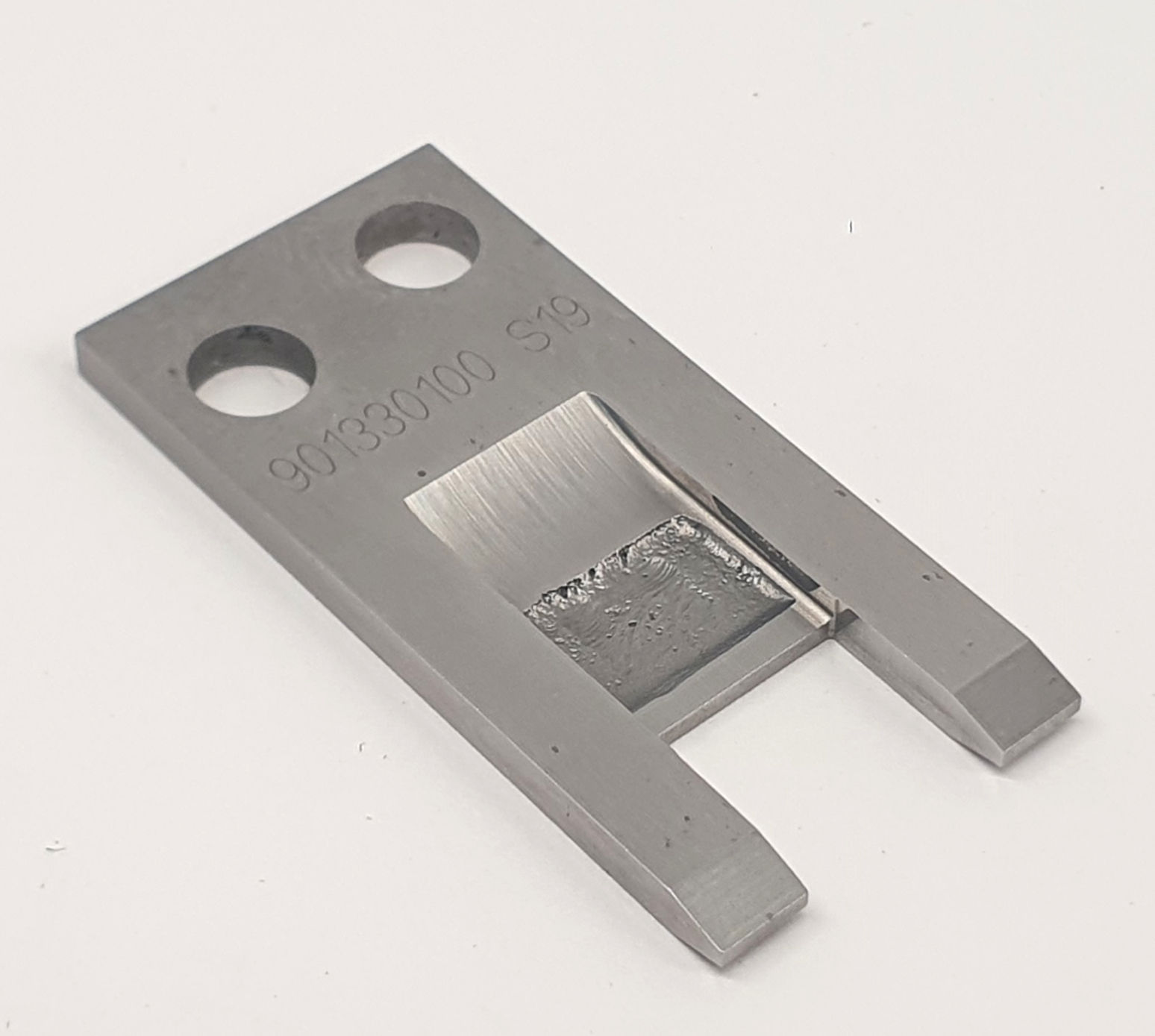 901330100 Cutter