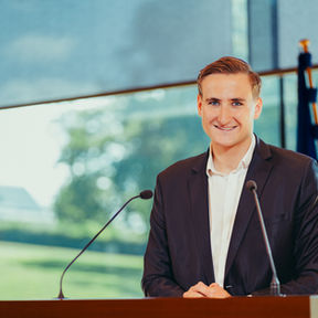 Lukas Teller: „Freie und unabhängige Medien sind eine Grundvoraussetzung für eine funktionierende Demokratie“