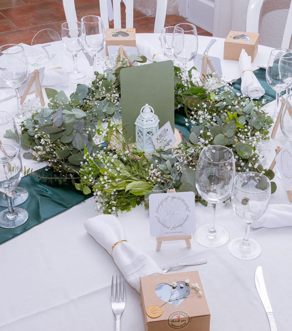 Cercle de feuillage dîner