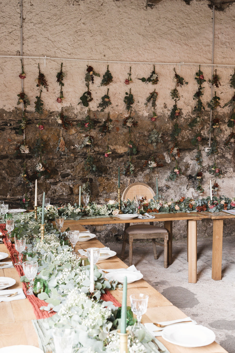 guirlandes fleurs table