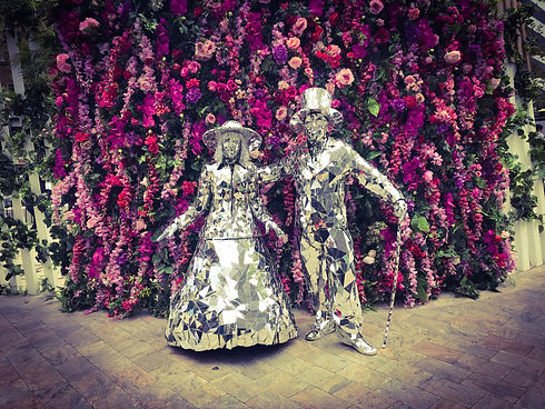 Mirror people for roving entertainment at wedding receptions. Sydney.