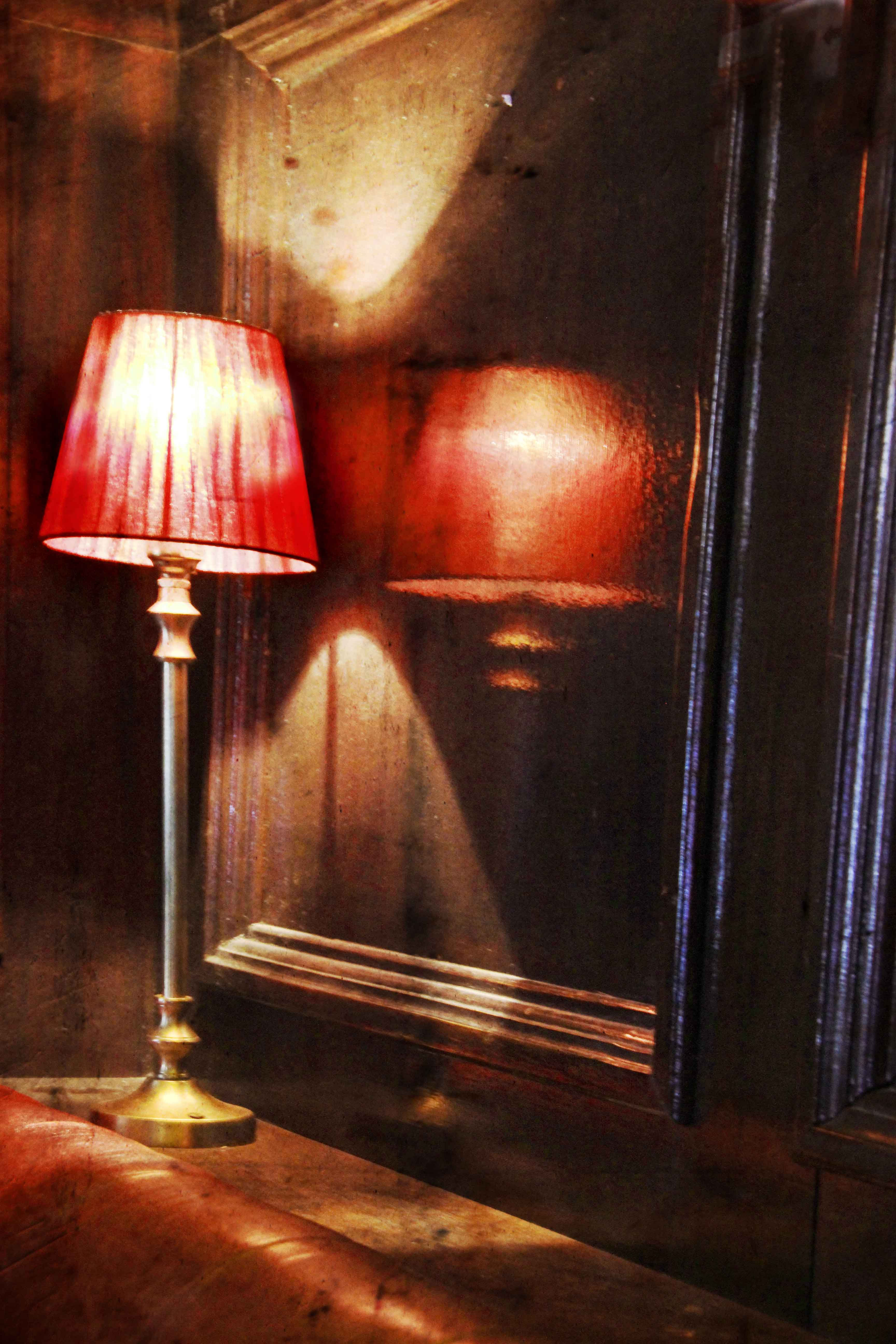 The red lamp.