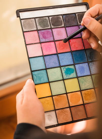 Los mejores colores para mi maquillaje por mi tipo de piel, tono de cabello. asesora de imagen Hoppy Mode