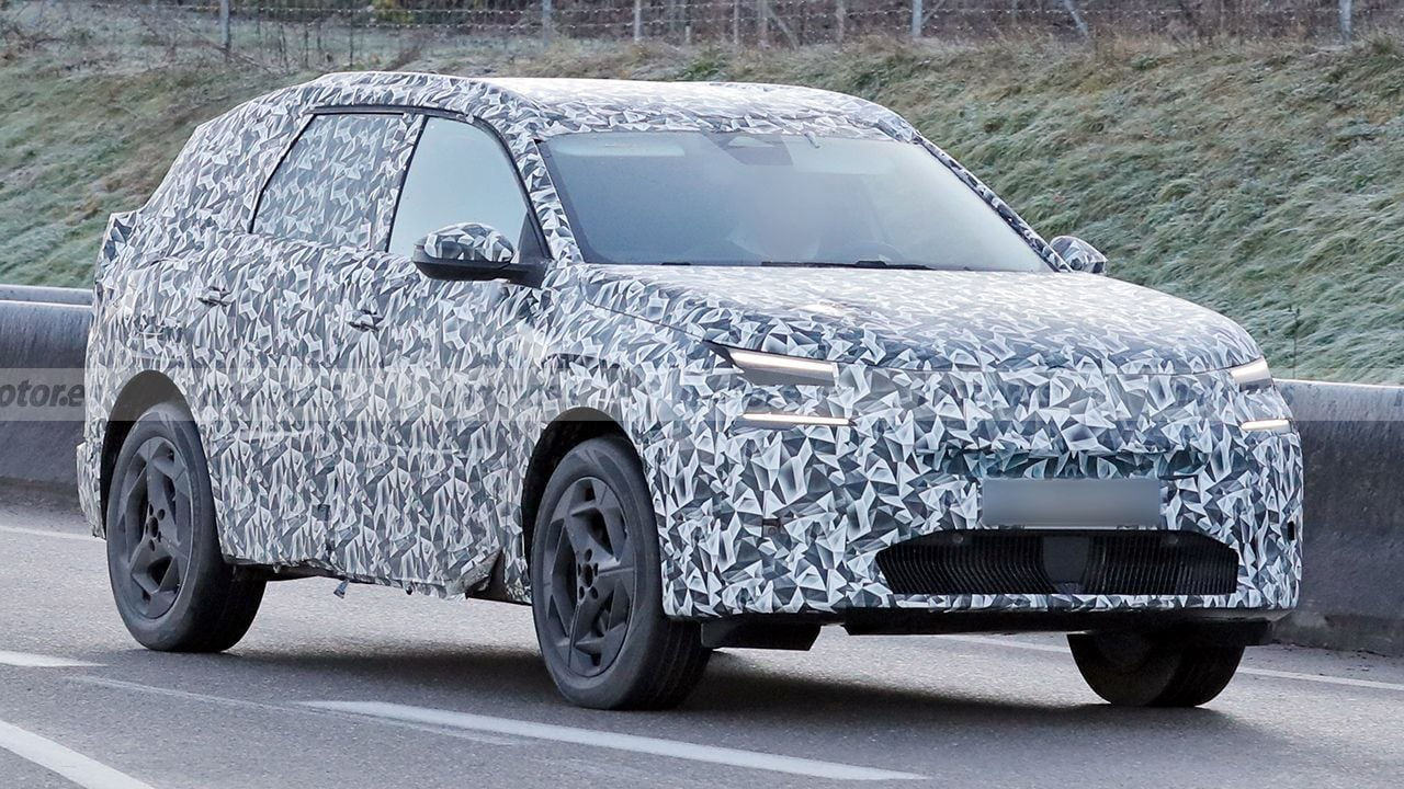 The future Citroën C5 Aircross under test
