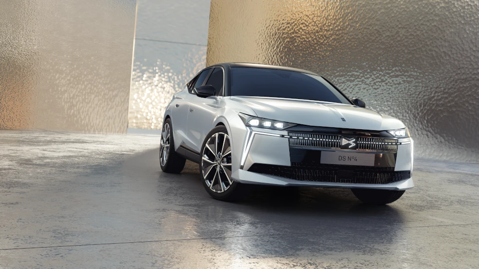 The DS N°4 2025 - the exterior